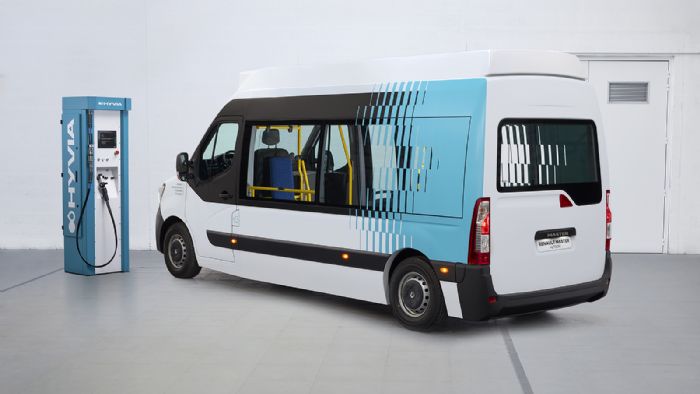 Το Master City Bus H2-TECH εξοπλίζεται με κυψέλες καυσίμου 30 kW, μπαταρία χωρητικότητας 33 kWh και μία δεξαμενή 4,5 κιλών υδρογόνου υπό πίεση 350 bar.